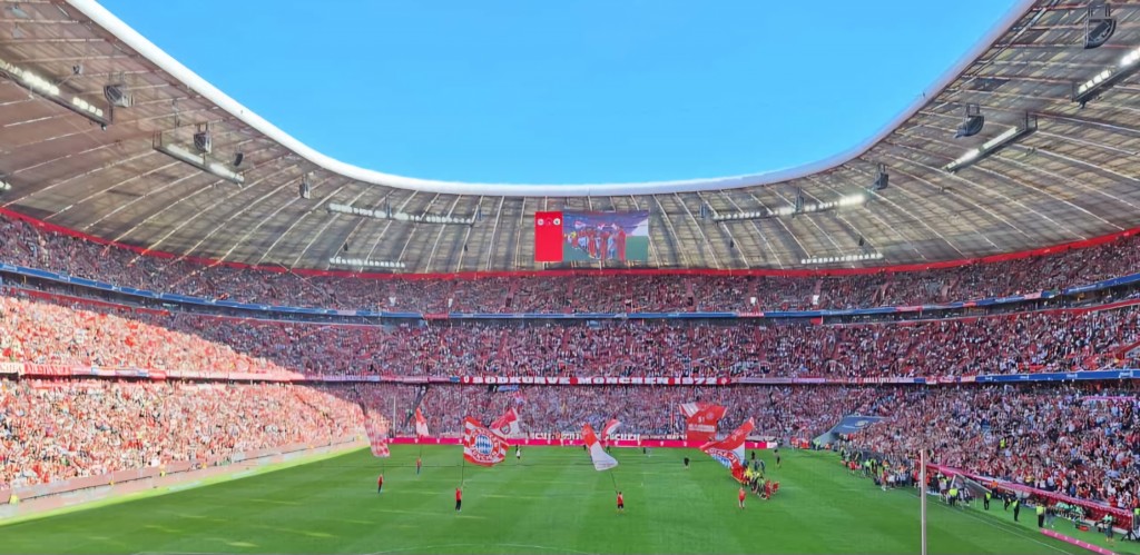 Screenshot_20240512_233033_WhatsApp